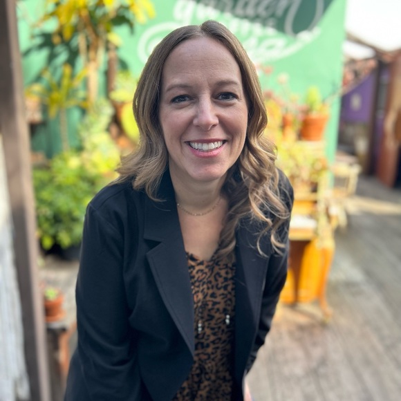 Meet your Posher, Bailey - Picture 1 of 1